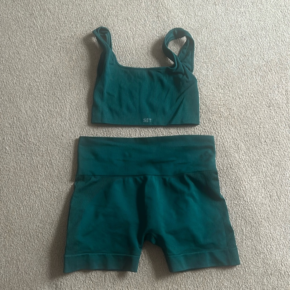 Set Active Forest Green Set